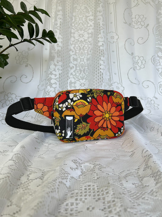 The Essentials Bag - Movin' and Groovin'