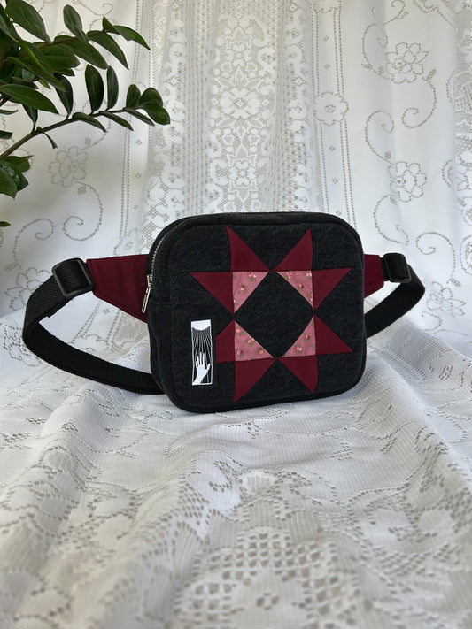 The Essentials Bag - Merlot Sawtooth Star