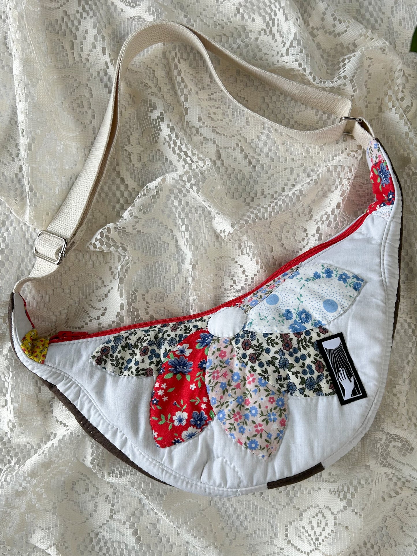 The Everywhere Bag - Flower Power Quilt