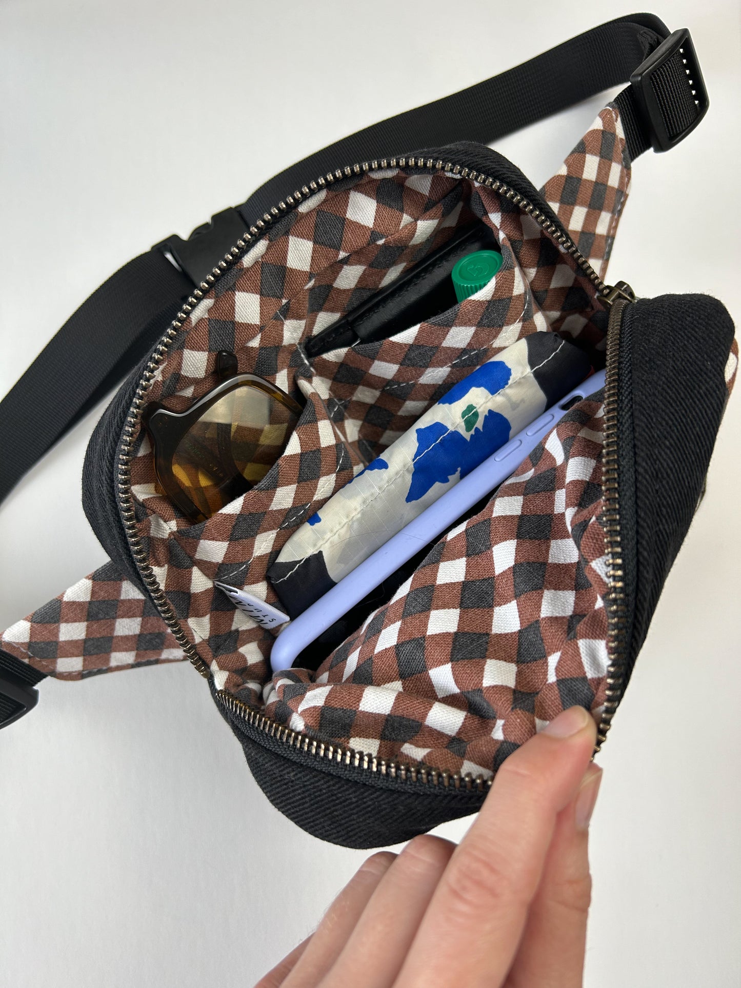 The Essentials Bag - Plaid Sawtooth Star Patchwork